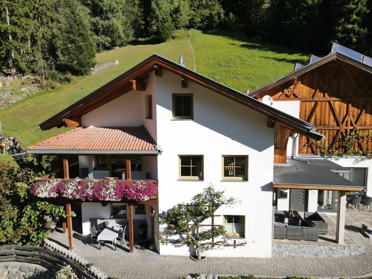 Appartamento Haus Evelin Sankt Leonhard im Pitztal Esterno foto